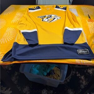 nashville predators jersey xl